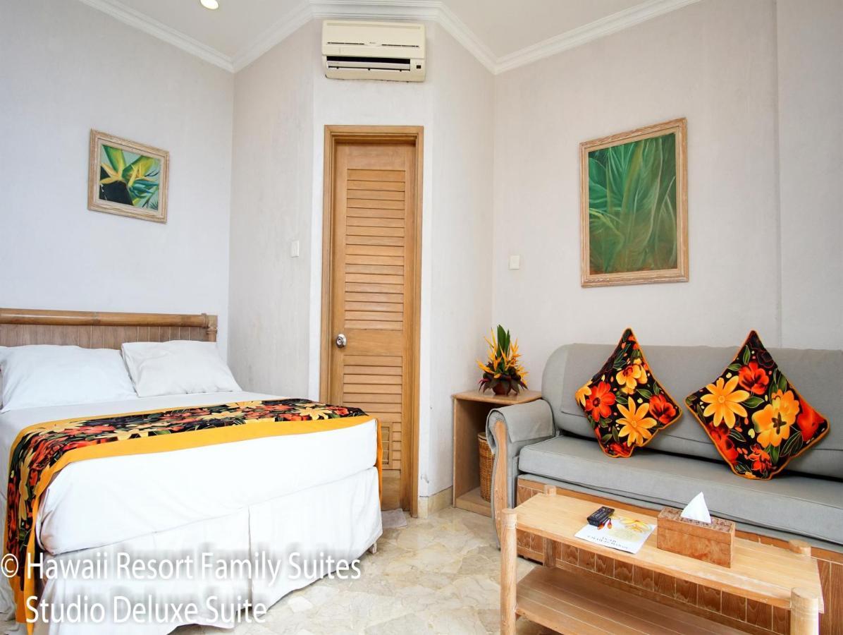 Hawaii Resort Family Suites Anyer Exterior photo
